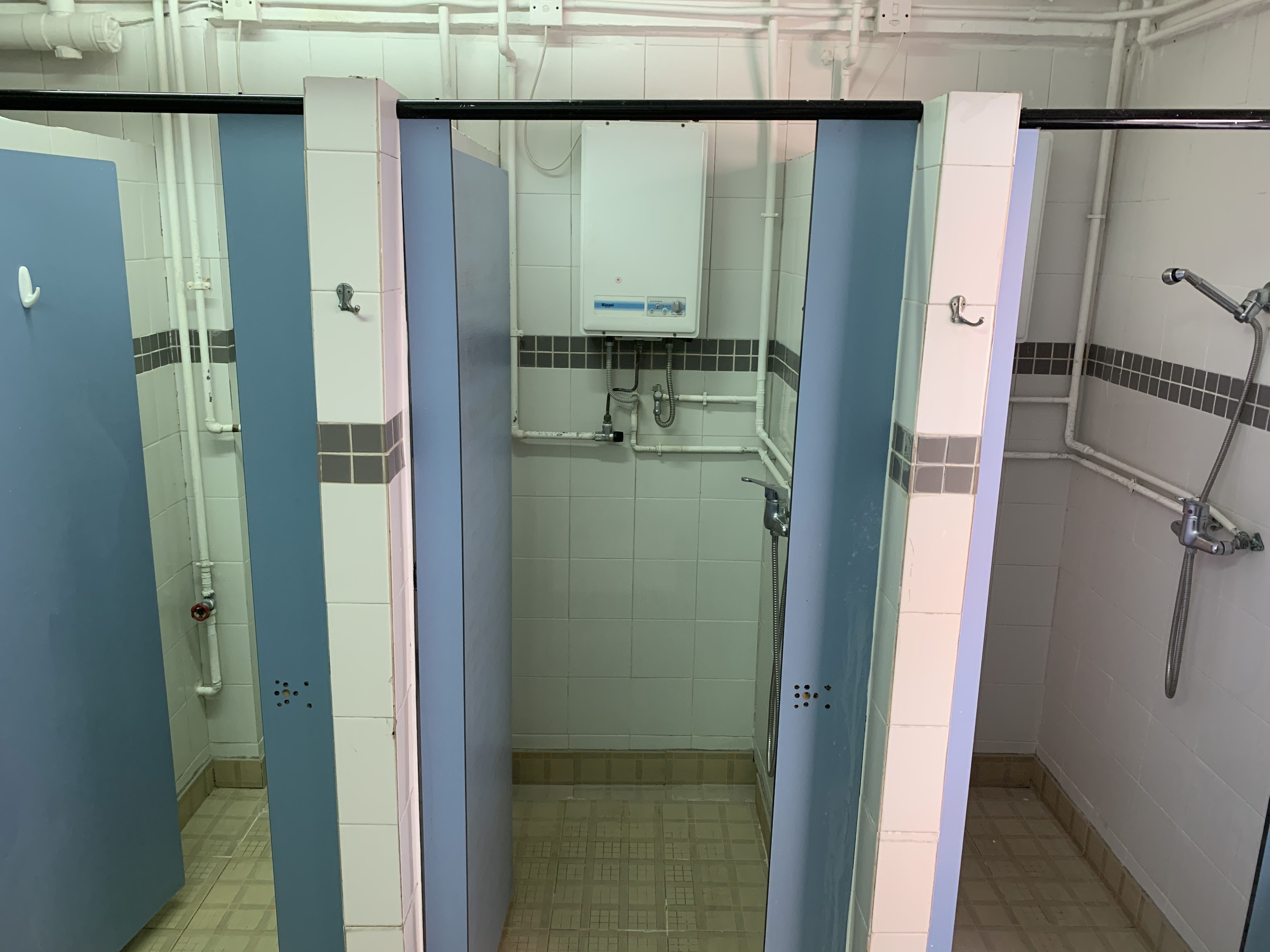 hkacbathroom1