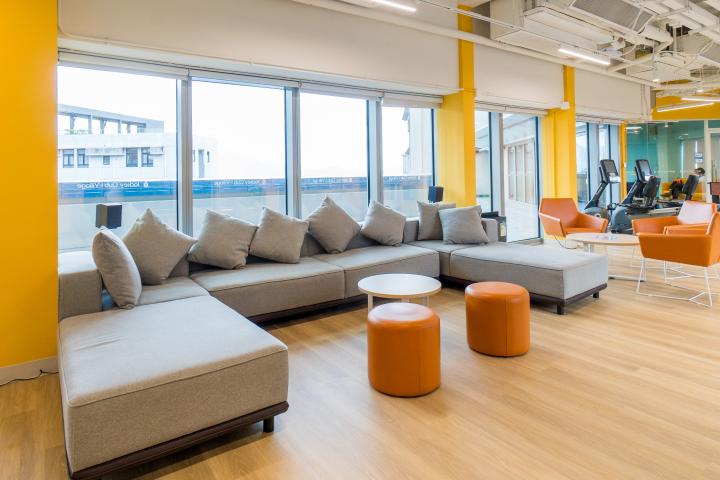 ivillage_living_lounge_3